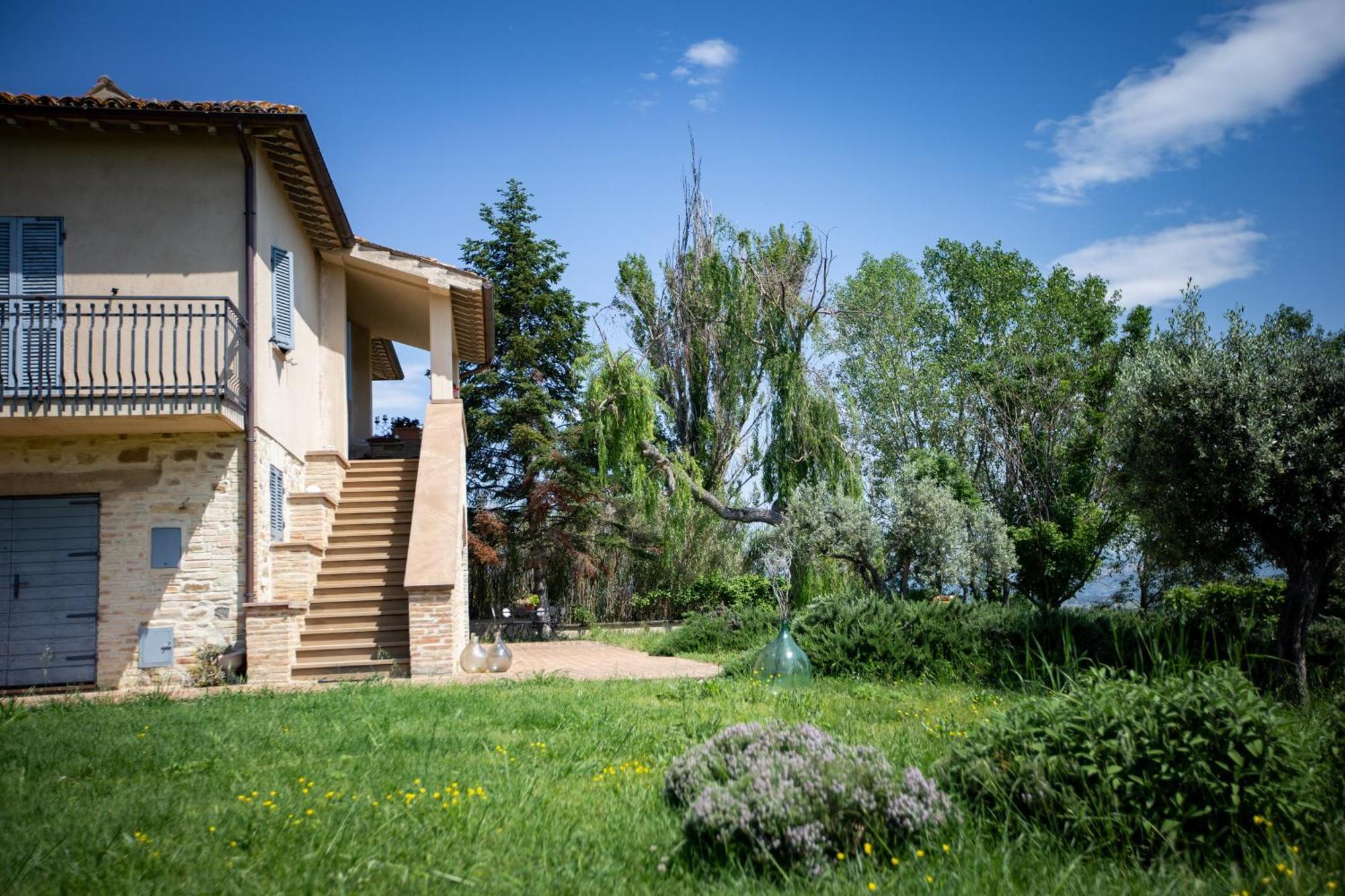 Agriturismo Qui E Ora Bevagna Eksteriør bilde